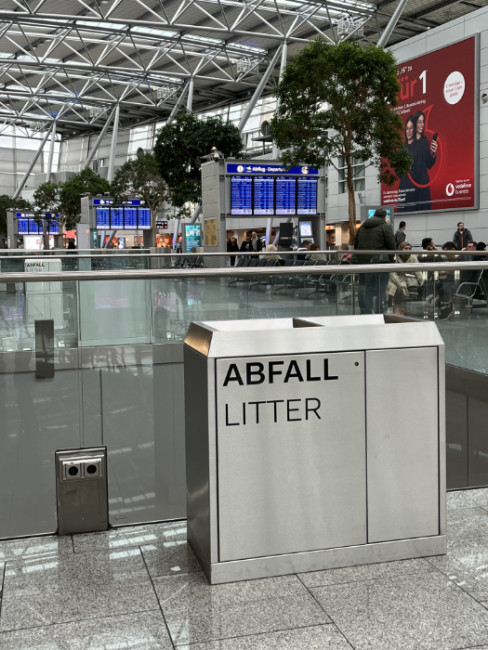 SN-282 Abfallbehälter mit je 2x95 Liter Abfallvolumen