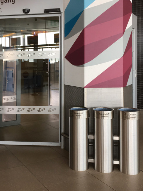 SN-313 Abfalltrennsystem mit 3 Fraktionen gleicher Höhe und in Reihenaufstellung