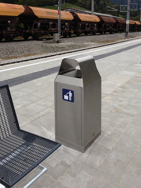 SN-281 Abfallbehälter aus Edelstahl mit Dach für Aussenbereiche