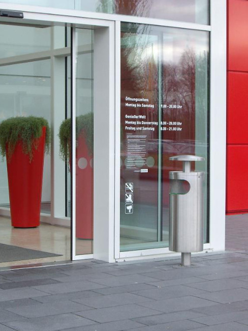 SN-181 Ascher  und Abfallbehälter mit Regenschutz für den Außenbereich