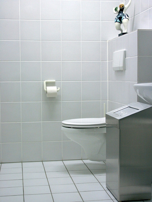 SN-360 Abfallbehälter mit selbstschliessender Klappe