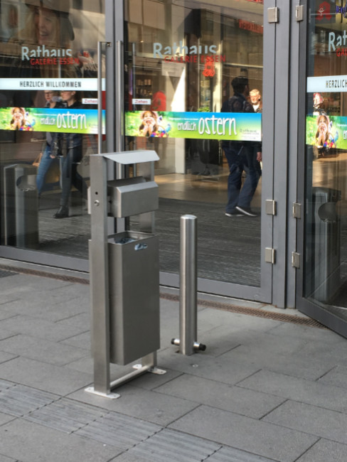 SN-254-D Ascher und Abfallbehälter für Aussenbereiche, verdübelt