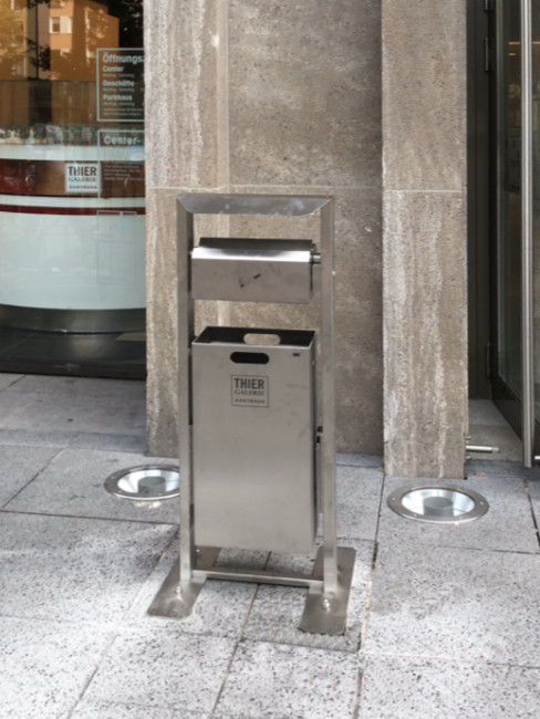 SN-254-D Ascher und Abfallbehälter für Aussenbereiche, verdübelt