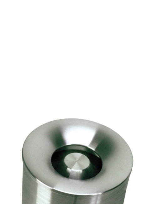 Trichteraufsatz und Kegel zum ausdrücken der Zigarette