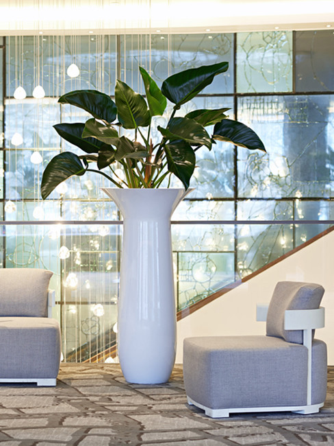 KARA Pflanzensäule aus Kunststoff