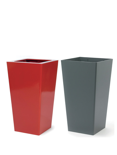 VOLTA: square and conical Pedestal Planter made of Polystyrene with normal or with wide top edge
