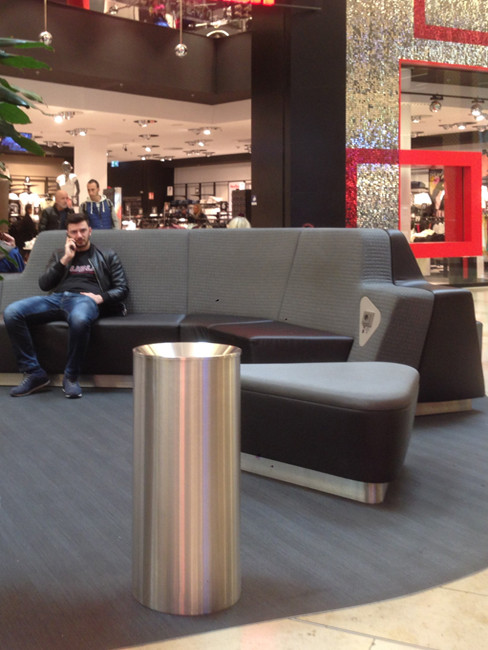 SN-340 Gross-Abfallbehälter mit Bank von HolzFormArt